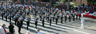 El Dorado marches in the 2005 Rose Parade